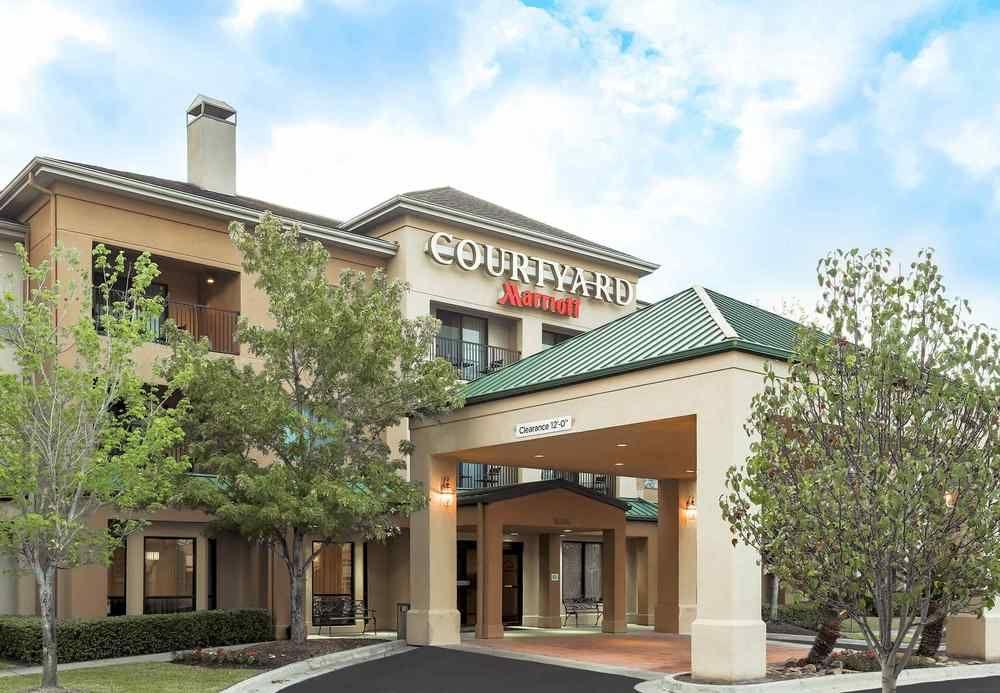 Radisson Hotel Houston Intercontinental Airport North Exterior photo